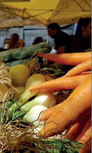 Mercatino di filiera corta in piazza Cacciamano